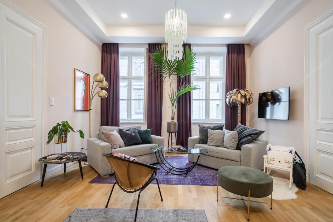 Bpr Adagio Design Home With A/C Будапеща Екстериор снимка