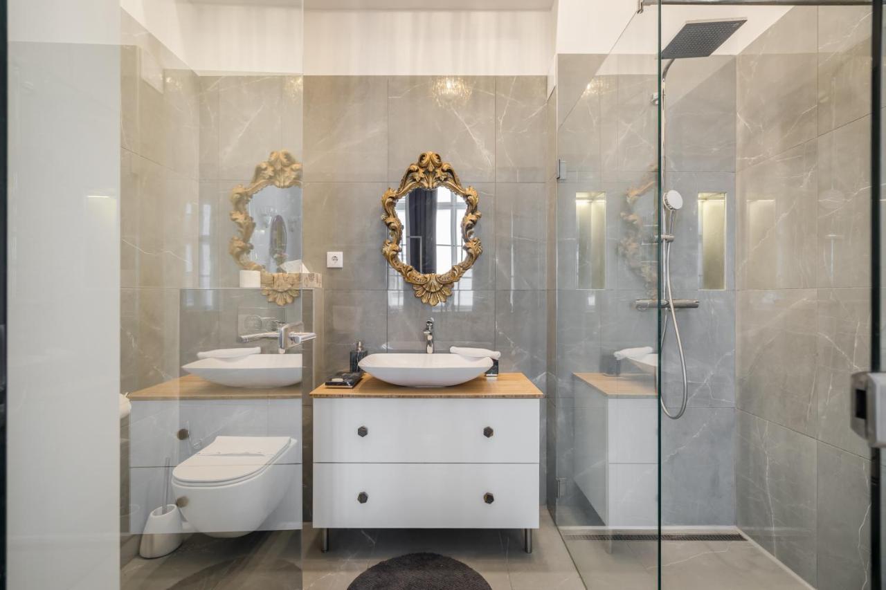 Bpr Adagio Design Home With A/C Будапеща Екстериор снимка