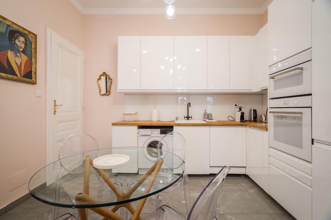 Bpr Adagio Design Home With A/C Будапеща Екстериор снимка